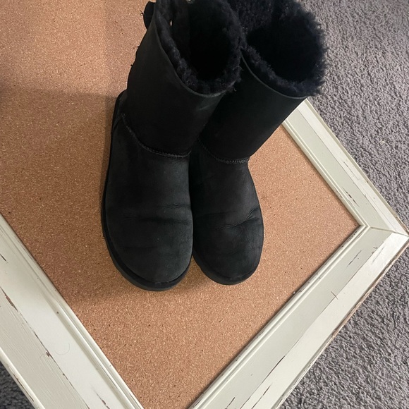 UGG | Shoes | Black Bailey Bow Uggs 